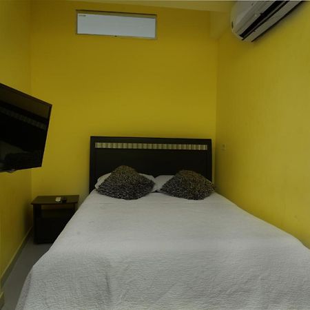 Poseidon Lake Apartments Cartagena Exterior photo