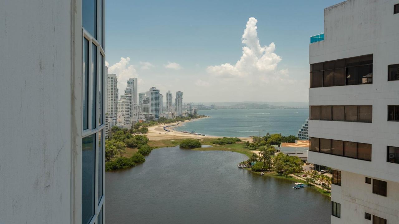 Poseidon Lake Apartments Cartagena Exterior photo
