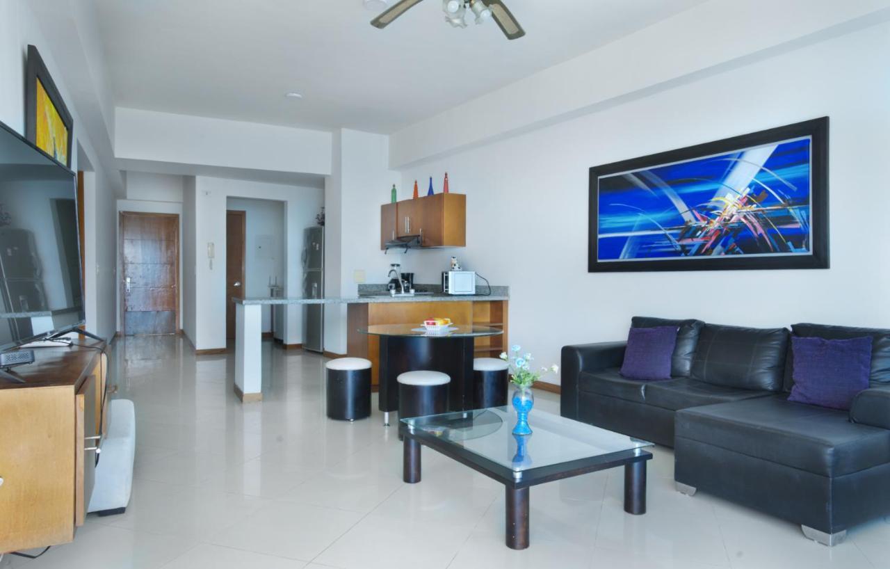 Poseidon Lake Apartments Cartagena Exterior photo