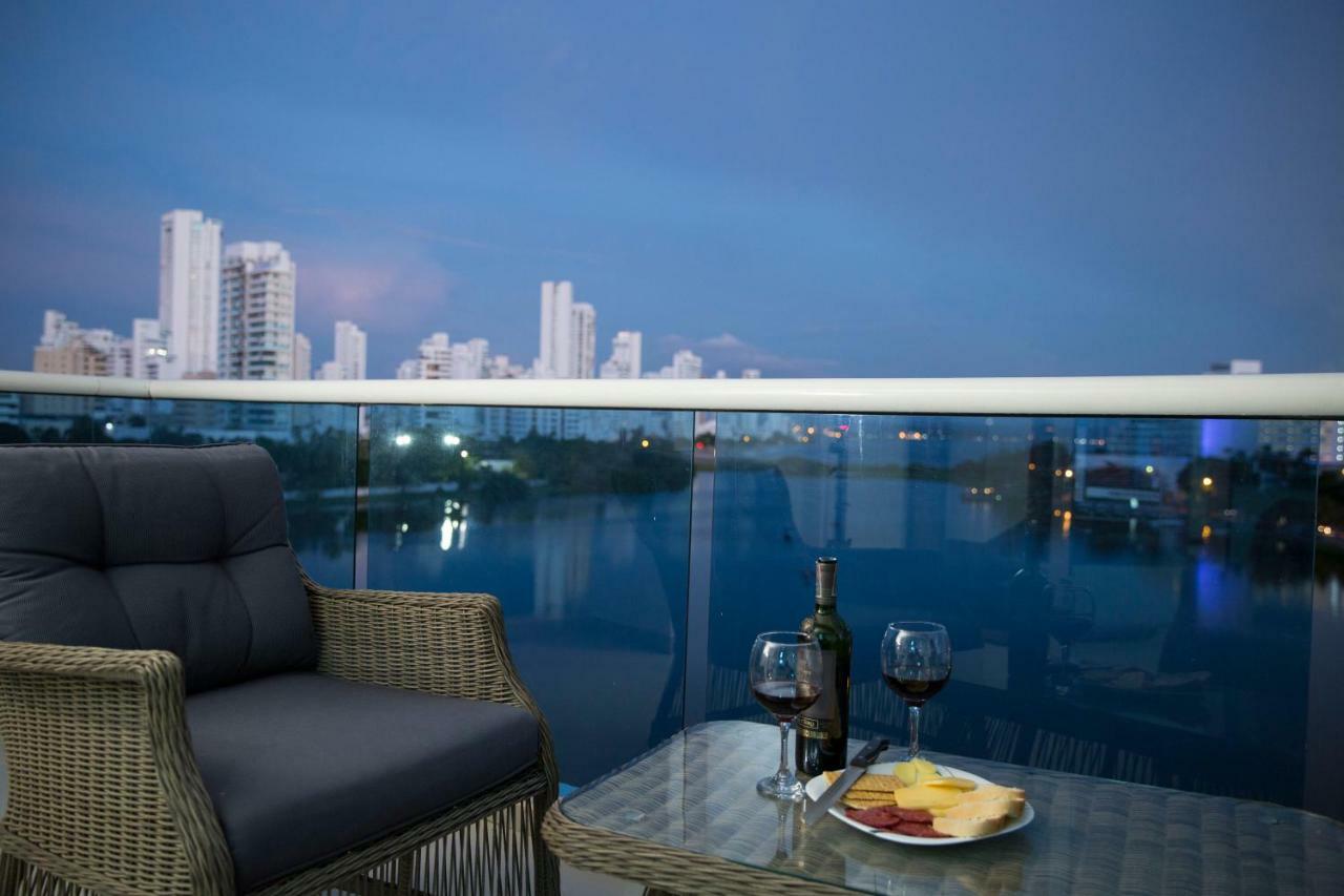 Poseidon Lake Apartments Cartagena Exterior photo