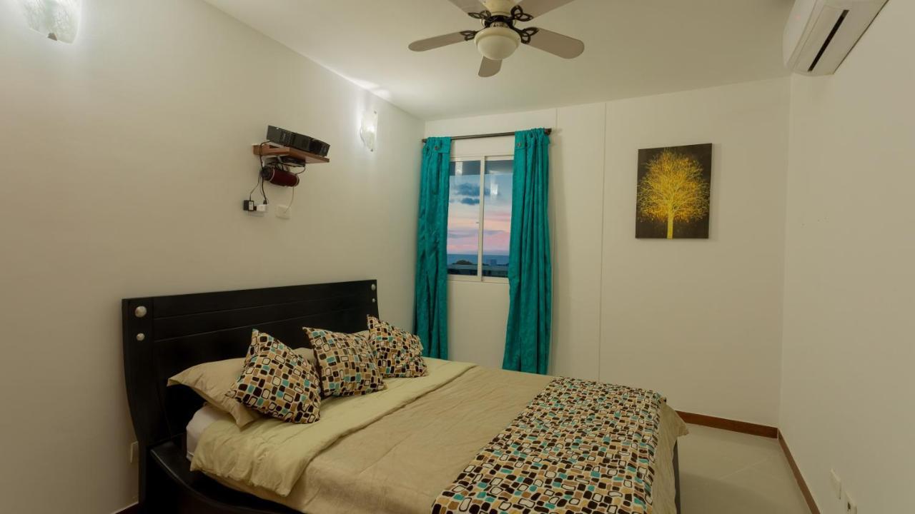 Poseidon Lake Apartments Cartagena Exterior photo