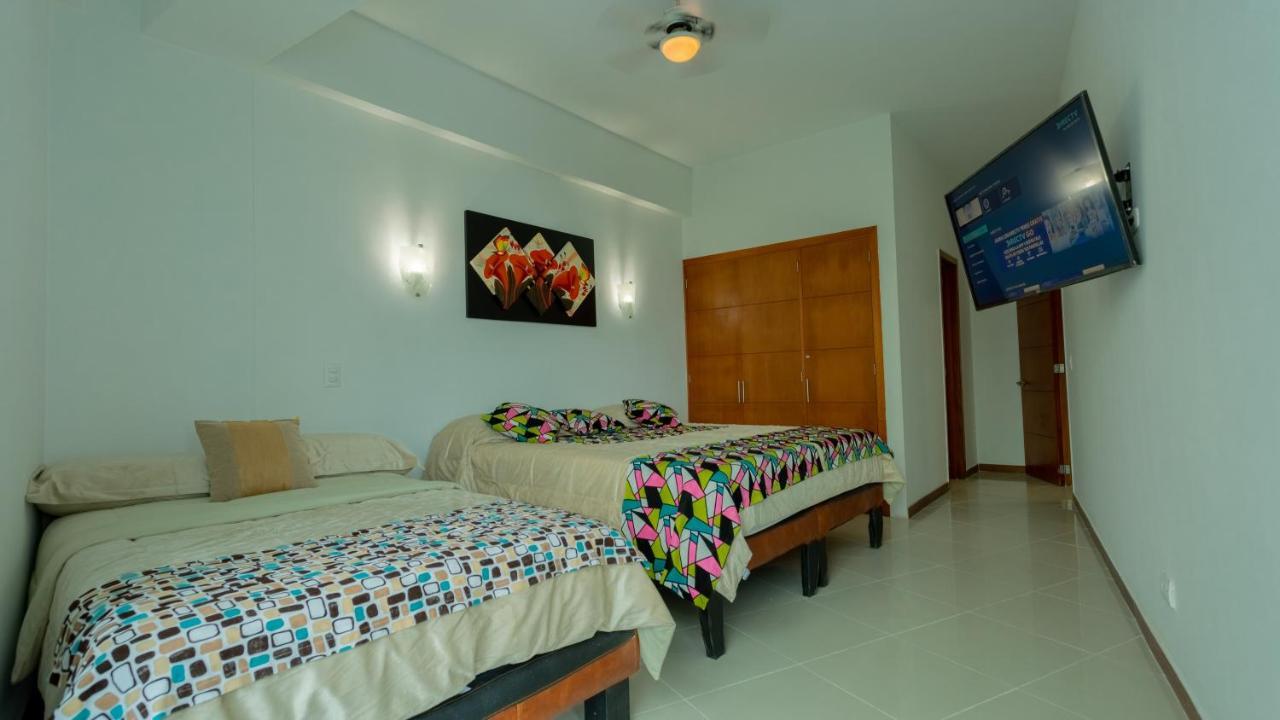 Poseidon Lake Apartments Cartagena Exterior photo